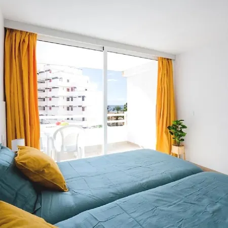 Apartman 319 Modern Accommodation,sea View And Pool Playa de las Américas